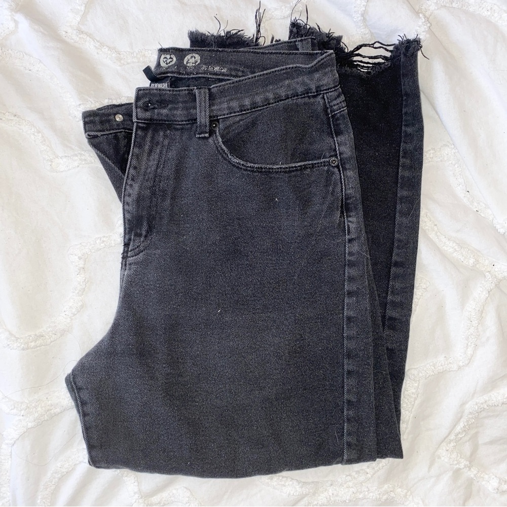 Super High Rise Mom Jean
